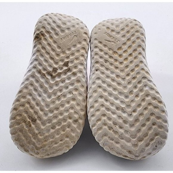 Nike Revolution 5 Toddler Girl's Size 6C  Light Gray/Pink Sneakers BQ5673-010 - Picture 6 of 7